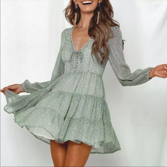 Green Dress - Picture 2 of 6